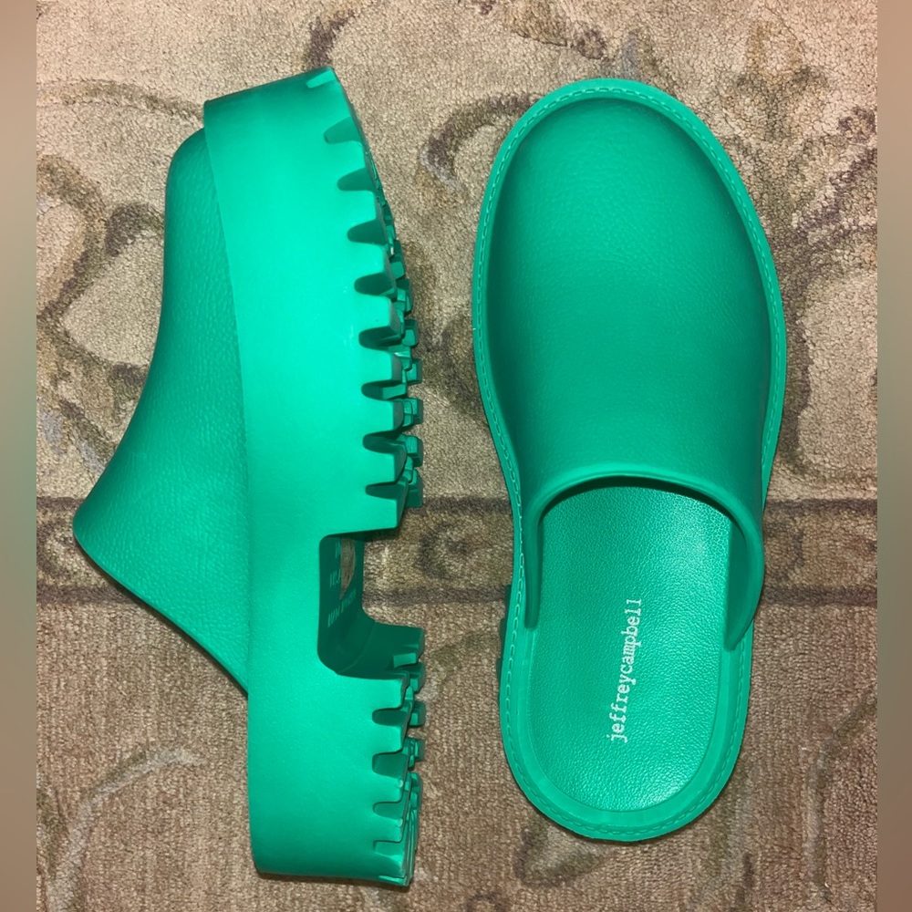 Jeffery Campbell Clogge Clogs Green Slip On